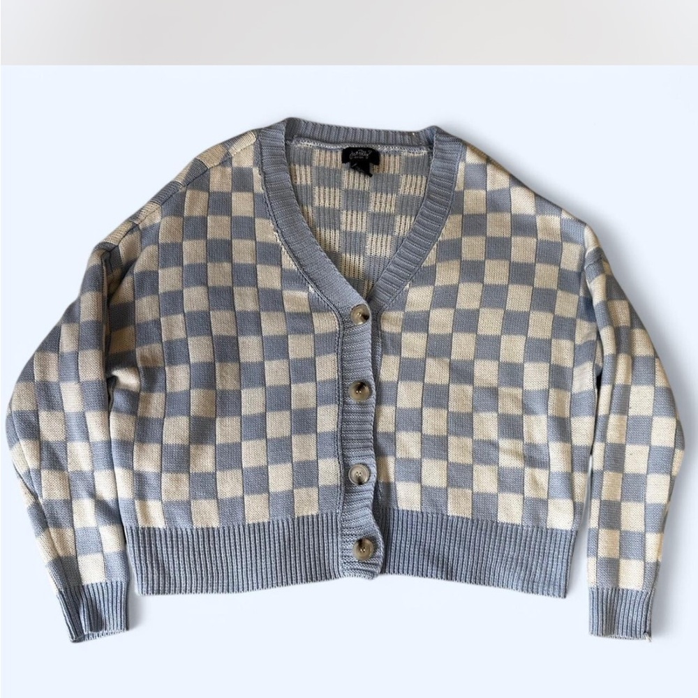 Cream and Blue Checkered V-Neck Cardigan